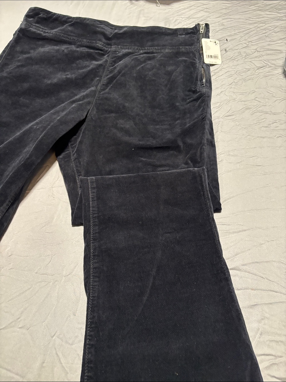 Free people Black velvet Corduroy Pants LARGE - Picture 3 of 14